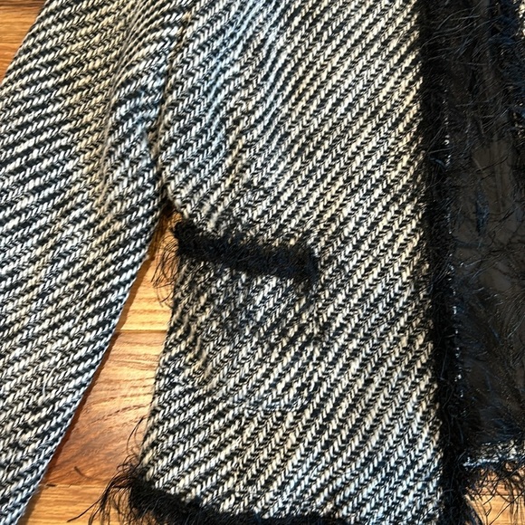 Focus 2000 Feather Blazer - Picture 2 of 7